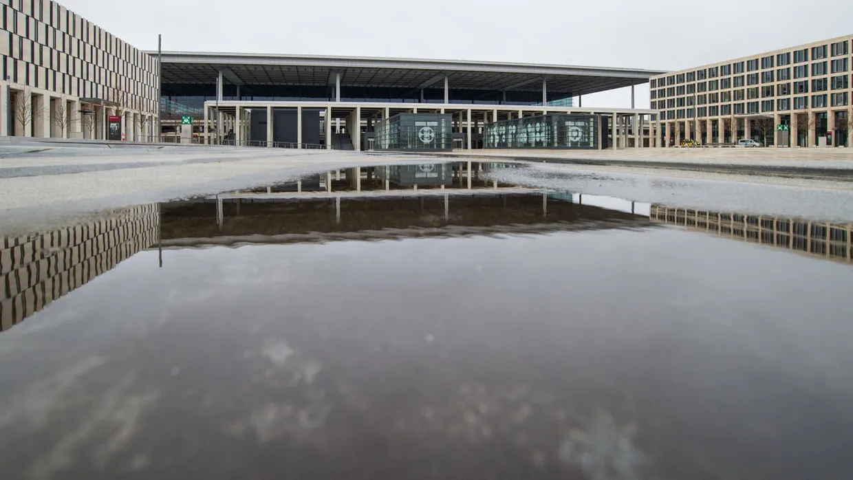 Noch sieht es nicht danach aus, dass der Hauptstadtflughafen Berlin-Brandenburg sein Geld wieder einspielt.