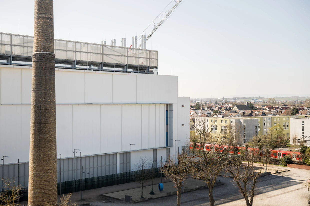 Von einer anderen Dimension: eines der älteren Rechenzentren der Firma Vantage Data Centers in Raunheim