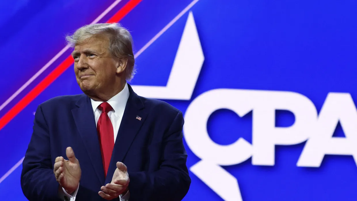 Der ehemalige Präsident Donald Trump wurde bei der CPAC-Konferenz in Washington gefeiert.
