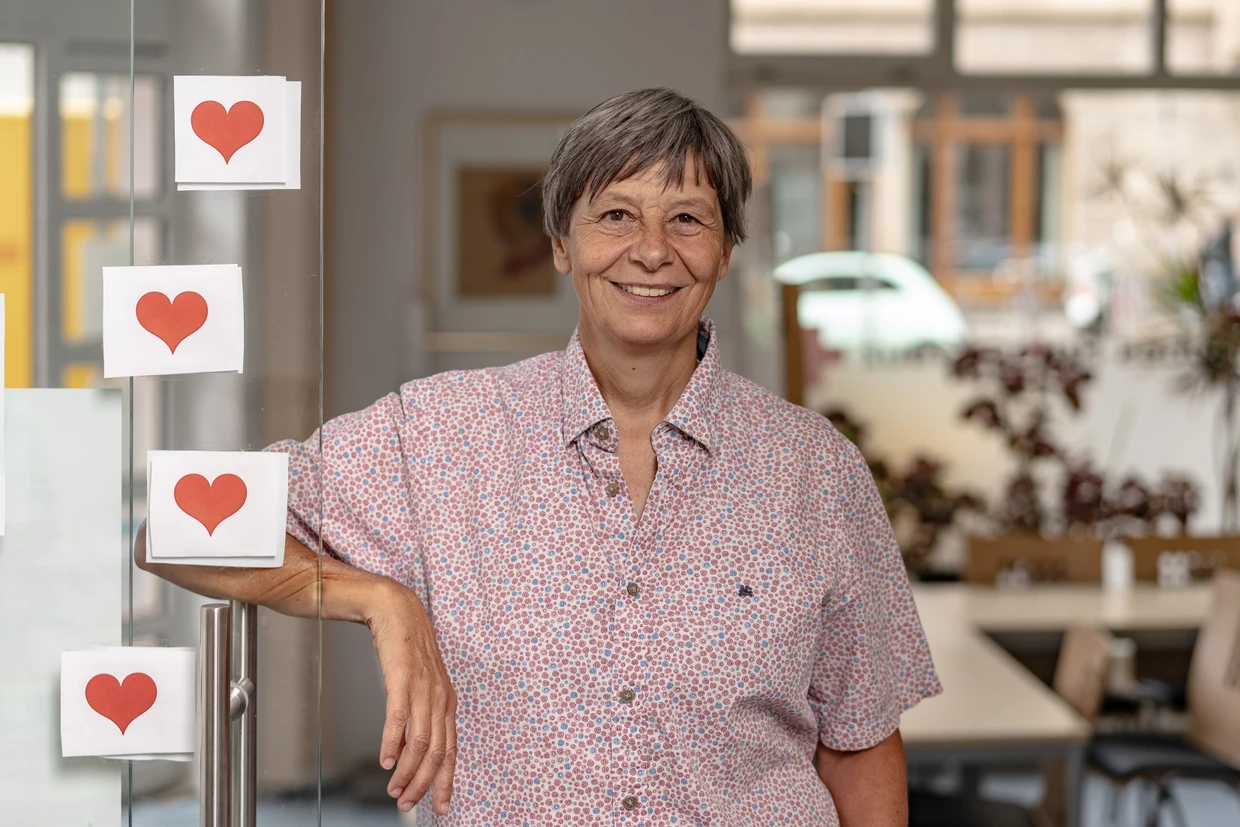 Carmen Scharf leitet beim Roten Kreuz in Frankfurt den Erste-Hilfe-Kurs für die Psyche.