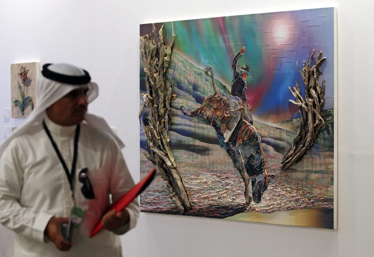  Besucher auf der Kunstmesse Art Dubai