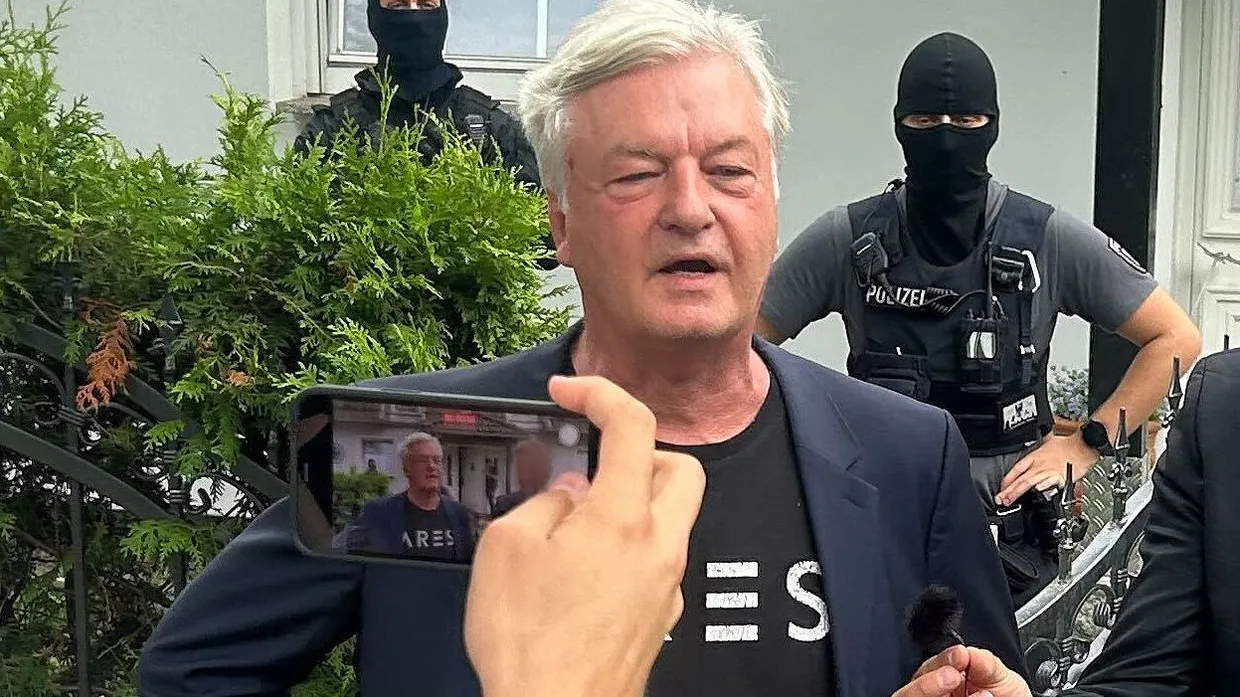 Compact Verboten Ex-Compact-Chef Elsässer: Vom Kommunisten zum Rechtsextremen | FAZ