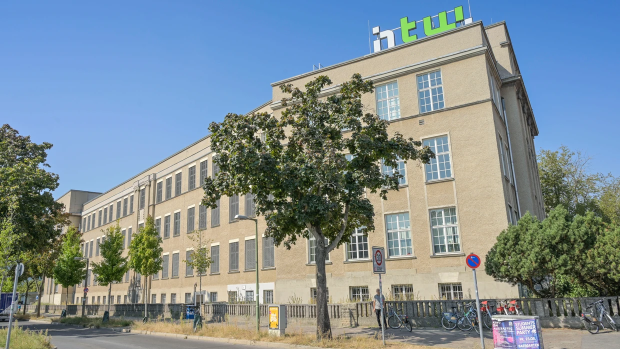 Weiterhin mit Grabungstechnik: Hochschule für Technik und Wirtschaft Berlin (HTW Berlin)