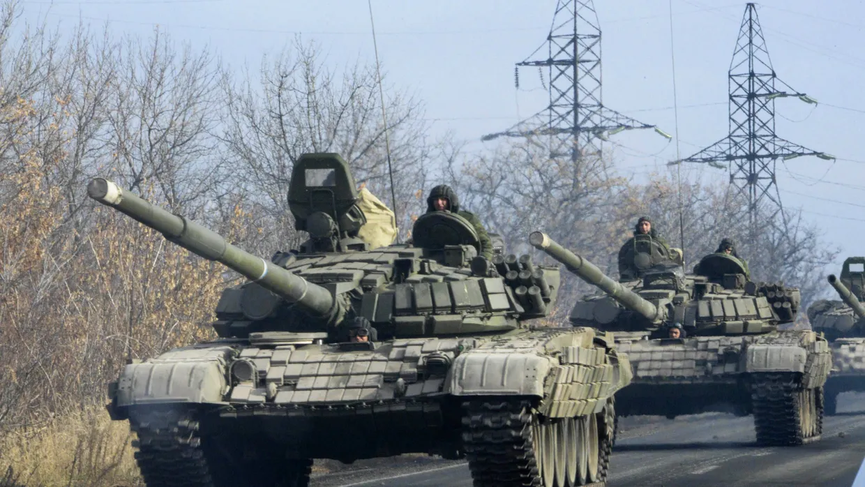 Panzerfahrzeuge der pro-russischen Separatisten an diesem Montag nahe Donezk
