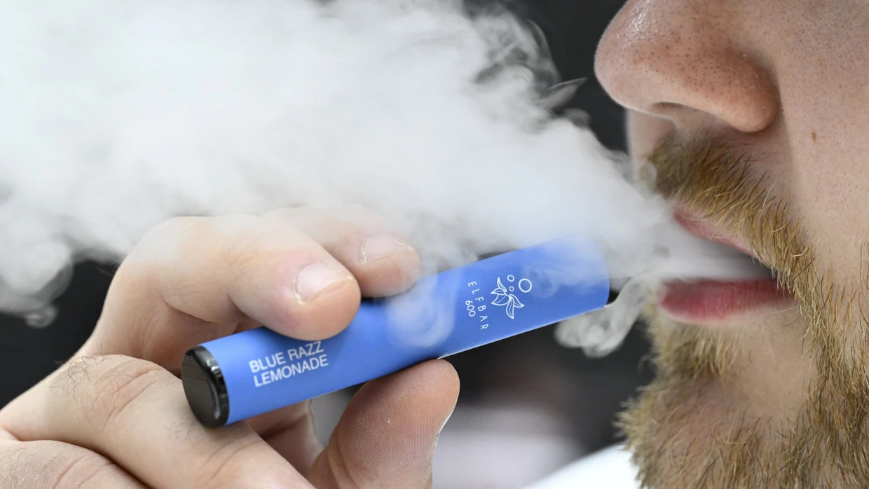 So kämpft Singapur mit hohen Strafen gegen das Vapen