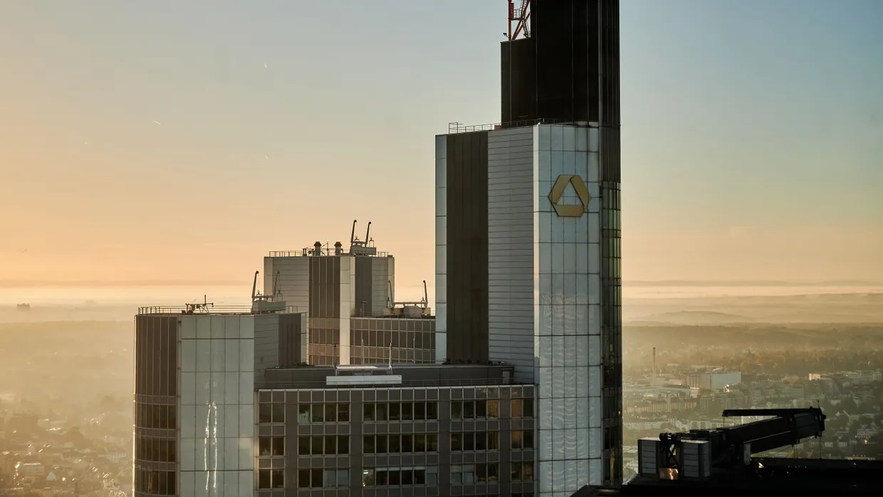 Wem soll die Commerzbank gehören? Der Bank wäre es am liebsten, sie bliebe eigenständig.