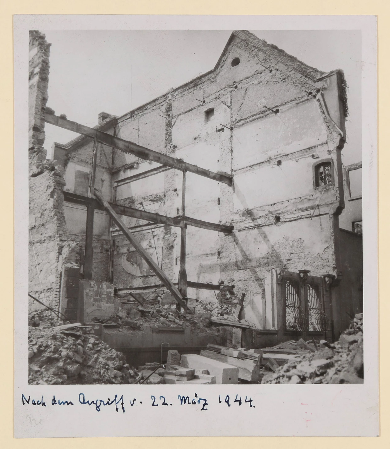 Das Goethehaus nach der Zerstörung im Zweiten Weltkrieg