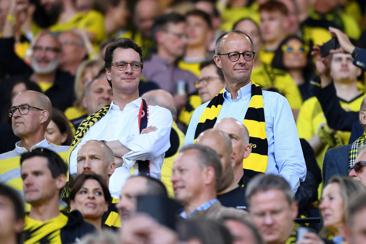 Fanhilfen reagieren: Friedrich Merz warnt vor Gewalt in Fußballstadien | FAZ