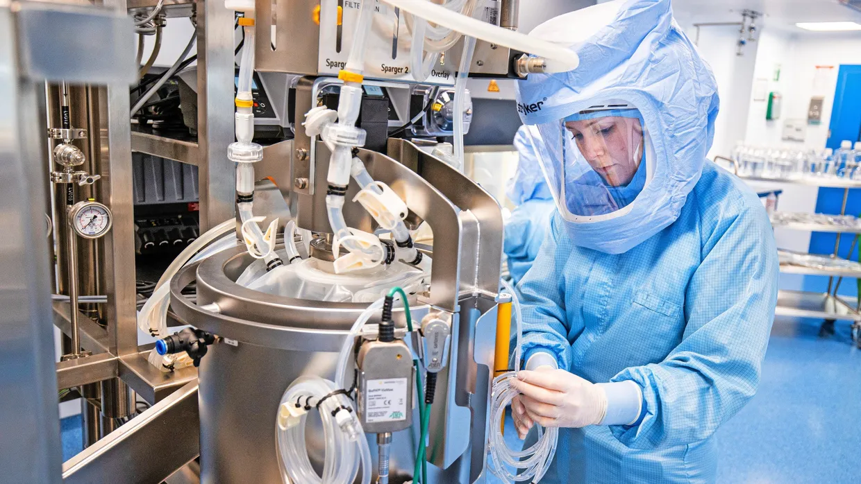 Ein Bioreaktor in Marburg zur Herstellung des Biontech-Impfstoffes gegen Covid-19