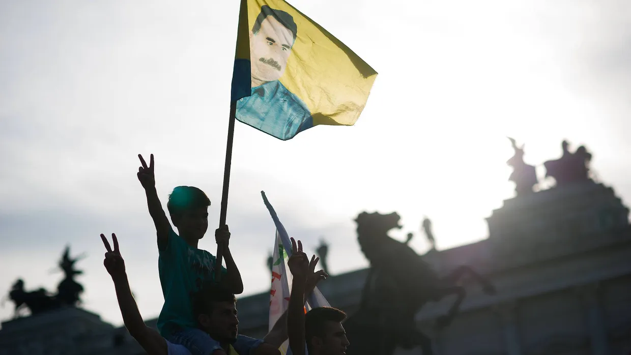 Fahne des Anstoßes: PKK-Demonstration in Wien