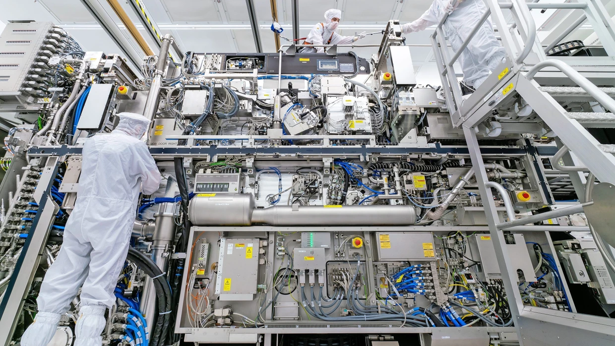Chipmaschinen für die Welt: Im Reinraum von ASML in Veldhoven