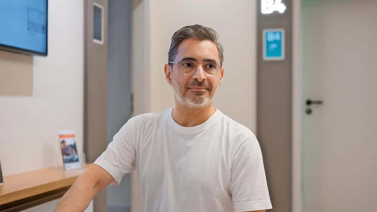 Sami Gaber, 51, in seiner Praxis in Bottrop