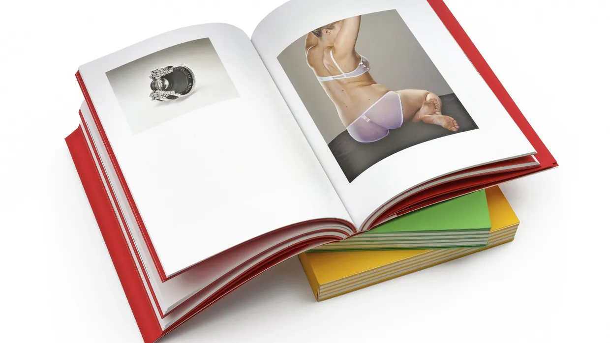 Christopher Williams, „Printed in Germany (red)“, „Printed in Germany (green)“, „Printed in Germany (yellow)“, 2014