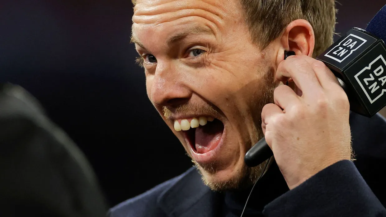 Auch schon vor dem Spiel gegen Paris hatte Julian Nagelsmann gute Laune.