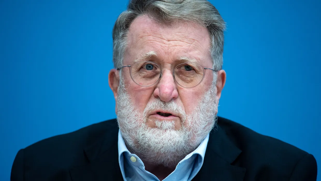 STIKO-Chef Thomas Mertens lehnt bisher eine Impf-Empfehlung für Menschen unter 60 Jahren ab.