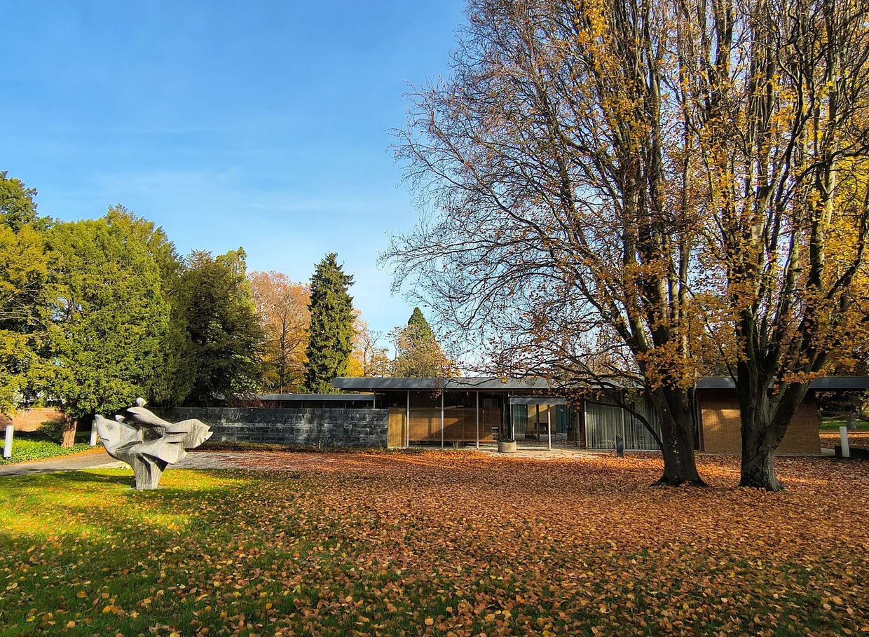 Bekenntnis zur Moderne: Der Kanzlerbungalow sollte ein offenes, bescheidenes Deutschland in Szene setzen.