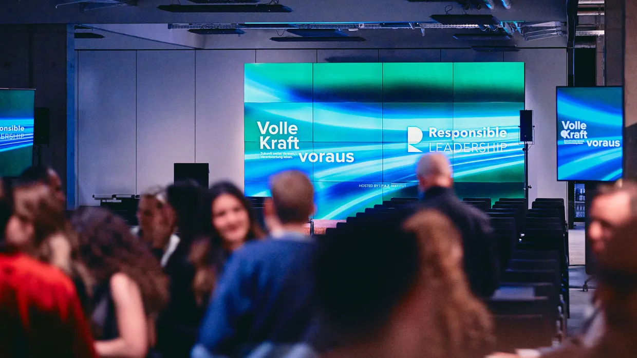 Verantwortung als Unternehmensaufgabe: Die Konferenz bot den Rahmen für Fragen, die auch Alanod beschäftigen – von Ressourceneffizienz bis zur Führung im Arbeitsalltag.