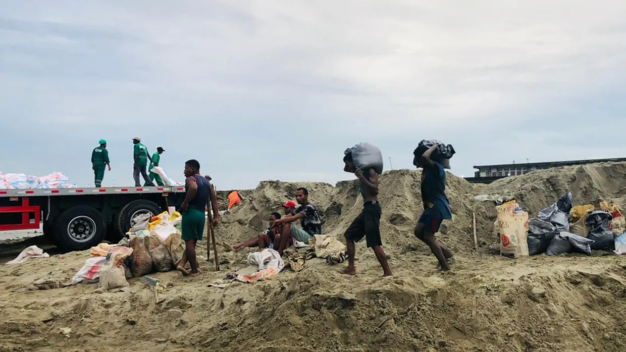Madagaskar, Tamatave: Der tropische Wirbelsturm „Batsirai“ hat in der Nacht zum 06.02.2022 die vor Afrikas Ostküste liegende Insel Madagaskar erreicht und in der Ostregion schwere Schäden angerichtet.
