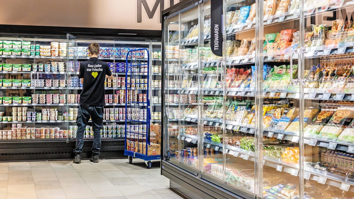 Beleuchtung und Kühlung in Supermärkten sind Hebel, um Immobilienportfolios nachhaltiger zu machen.