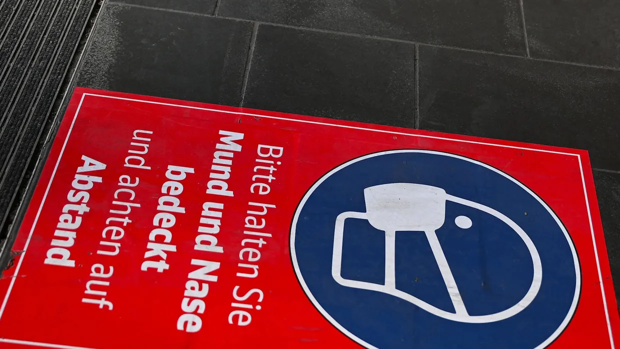 Vorgabe: Die Maskenpflicht gilt nicht nur in Bahnhöfen wie jenem in Frankfurt (Foto), sondern etwa auch in Straßenbahnen in Viernheim