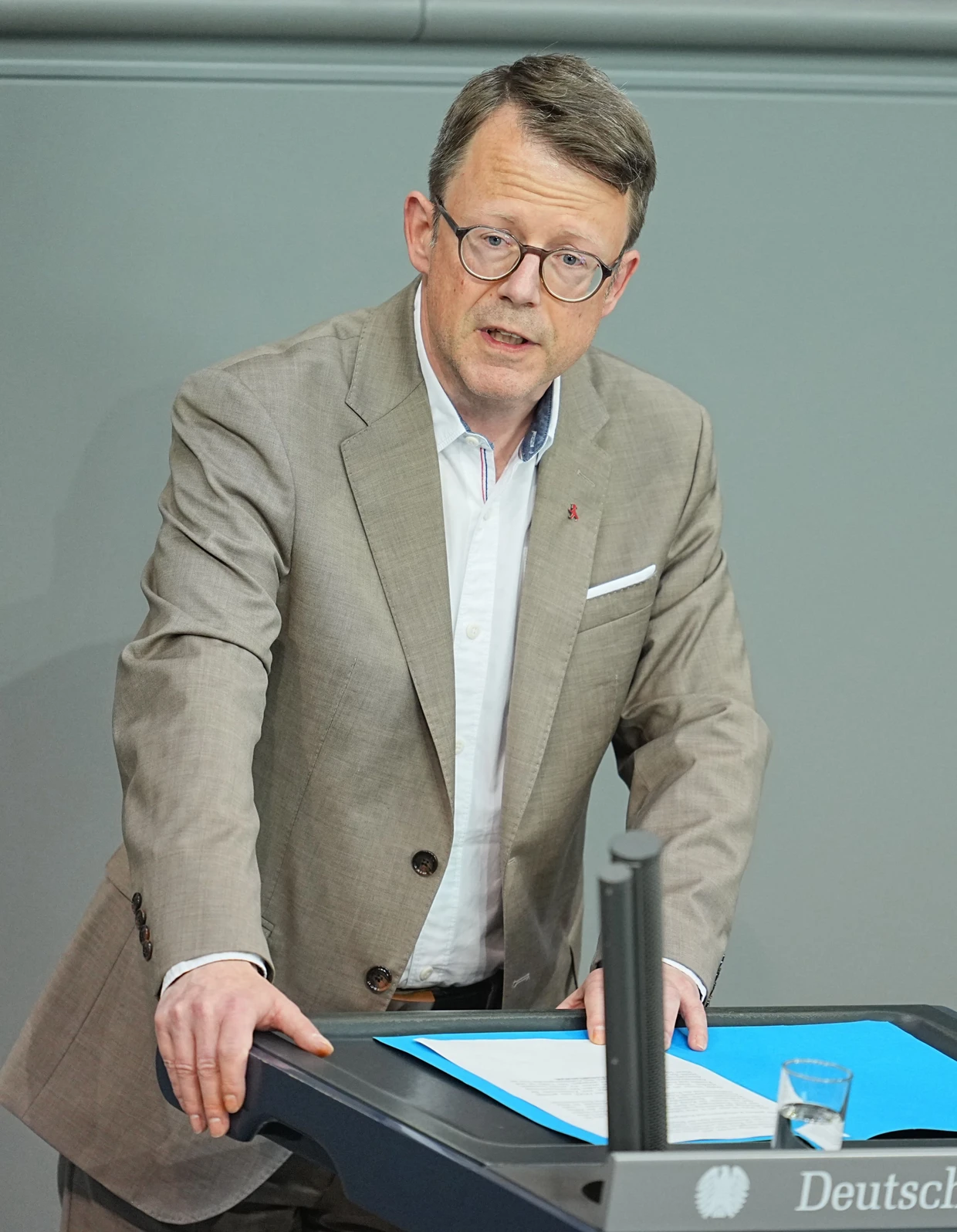 Mag „Medienecho“: Ulrich Thoden (Die Linke) im Plenum des Bundestags