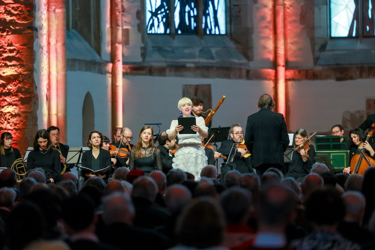 Hanna Herfurthner singt mit der Kölner Akademie
