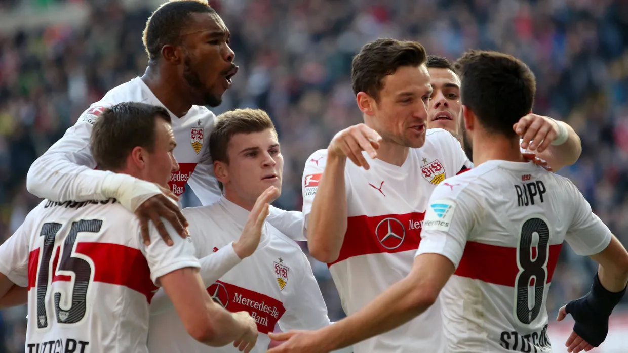 Der VfB ist wieder da! Stuttgart bejubelt den Sieg in Frankfurt