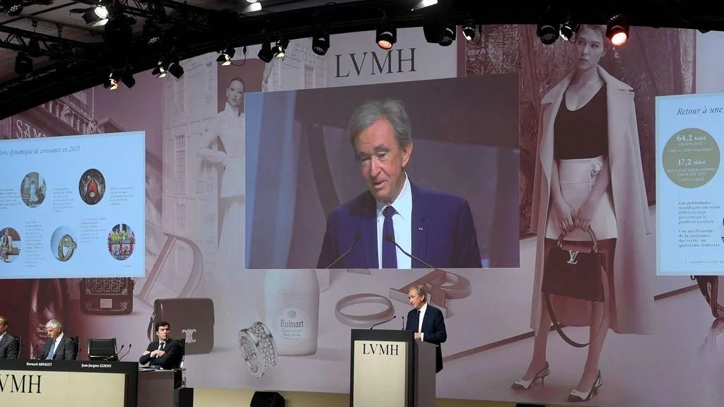 Louis Vuitton & Co.: Arnault bleibt LVMH erhalten | FAZ