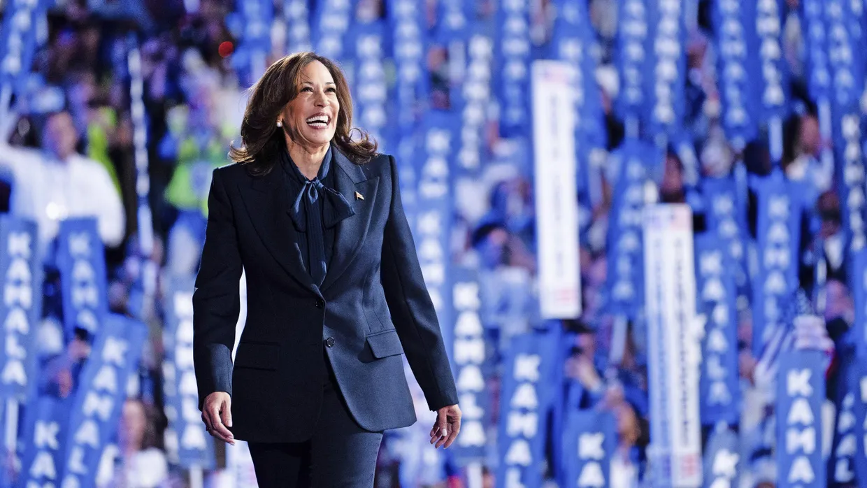 Euphorie und Ernüchterung: Kamala Harris im August auf dem Parteitag in Chicago