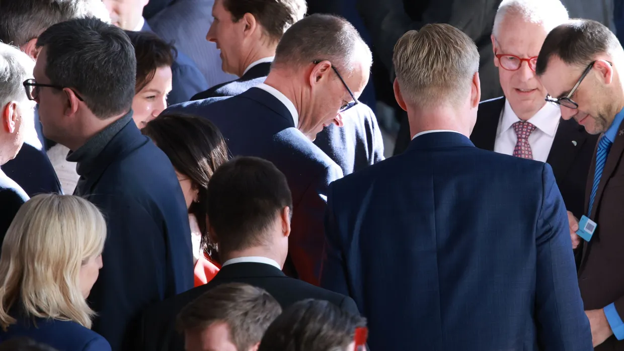 CDU-Parteichef Friedrich Merz bei der Stimmabgabe am Dienstag im Bundestag.