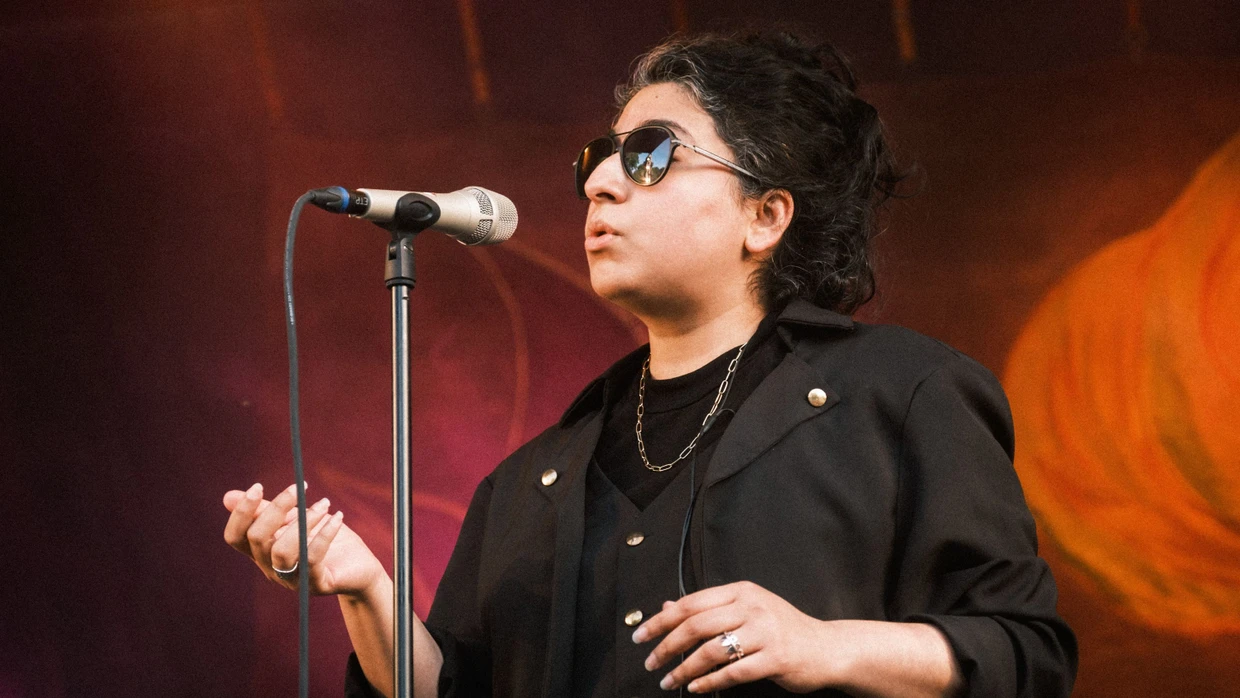 Die pakistanische Sängerin Arooj Aftab bei Enjoy Jazz | FAZ