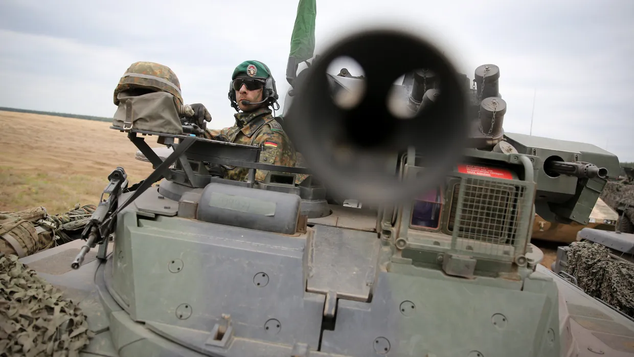 Um die Frage, ob die Bundeswehr Marder-Schützenpanzer zur Verfügung stellen könnte, tobt ein Streit.