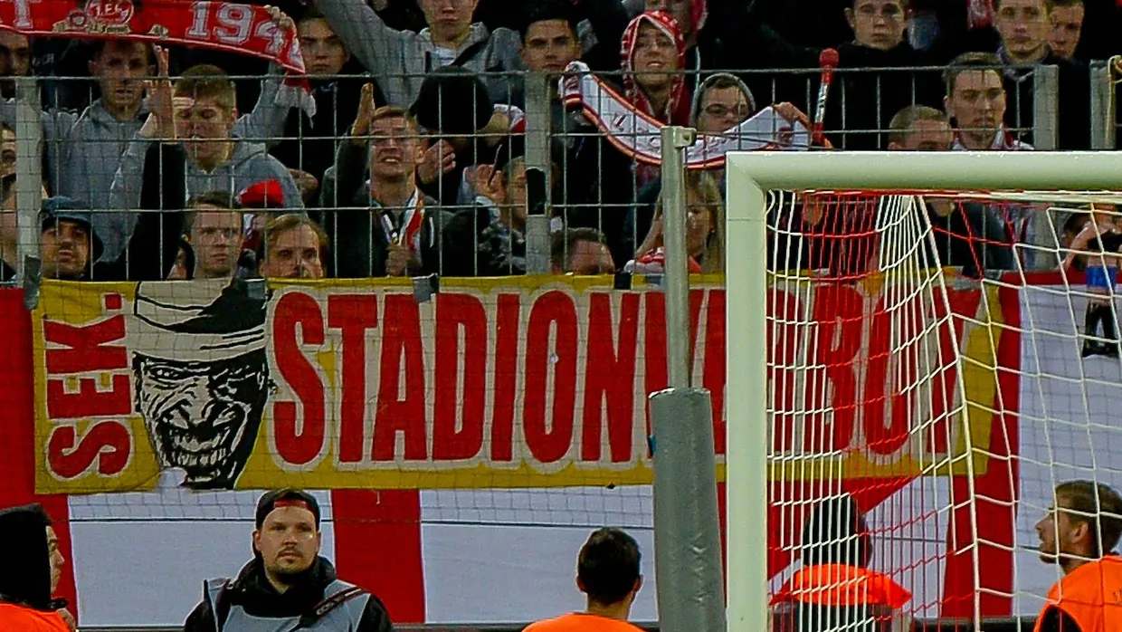 Ausgesperrt: Bundesweite Stadionverbote bleiben zulässig
