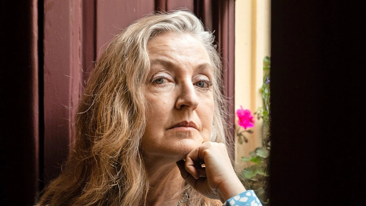 Rebecca Solnit sitzt in Hazlitt’s Hotel, London für ein Porträt. Aufgenommen im Juni 2022.
