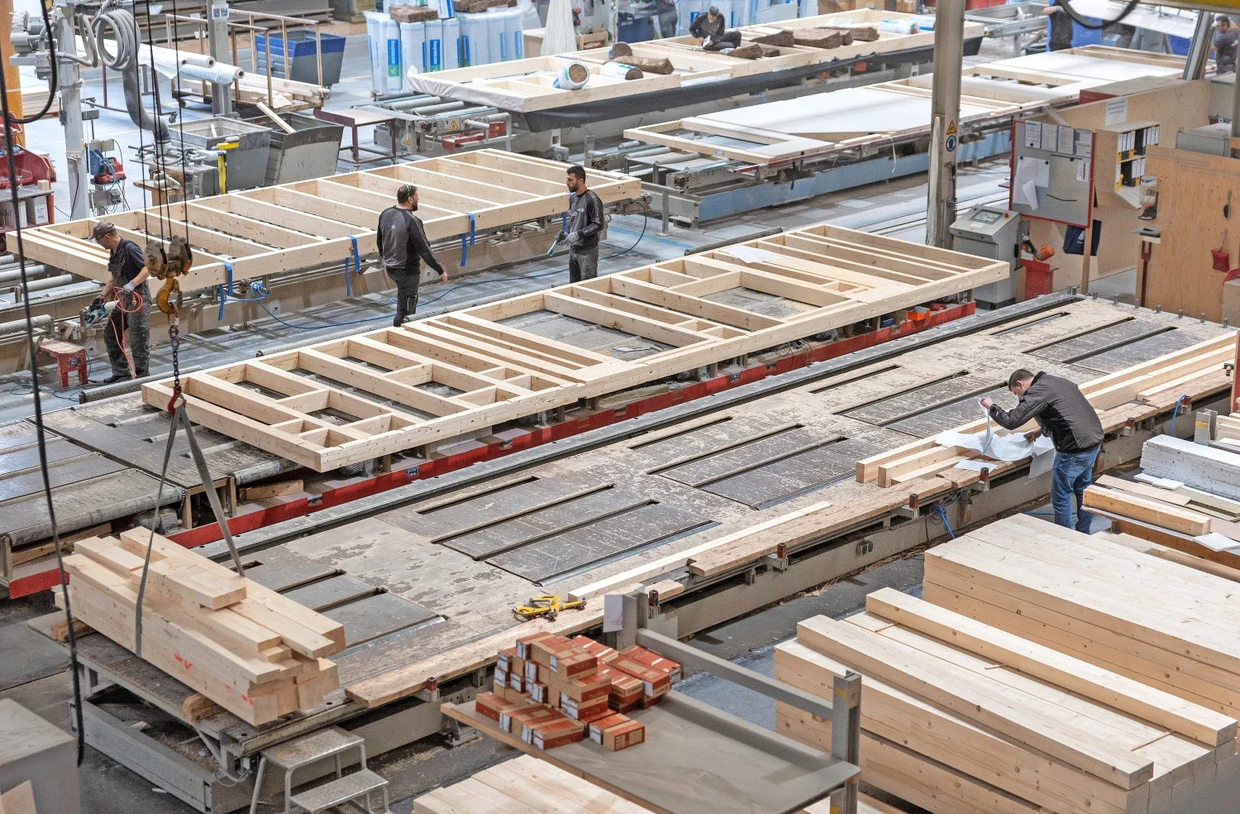 Vom Holzgerüst bis zur Holzwand