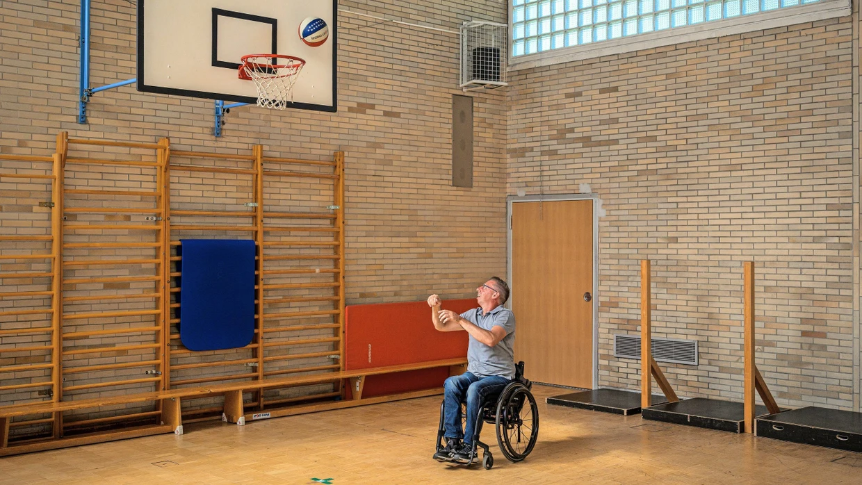 Querschnittlhmung nach Unfall: Mit Sport und der Reha zurck ins Leben |  FAZ