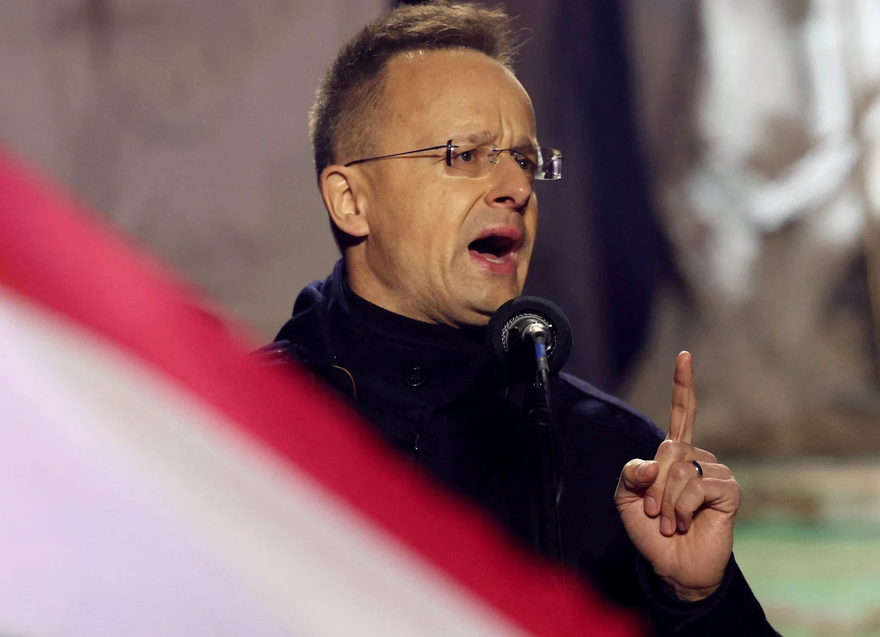 Ungarns Außenminister Péter Szijjártó ist ein früherer Futsal-Spieler.