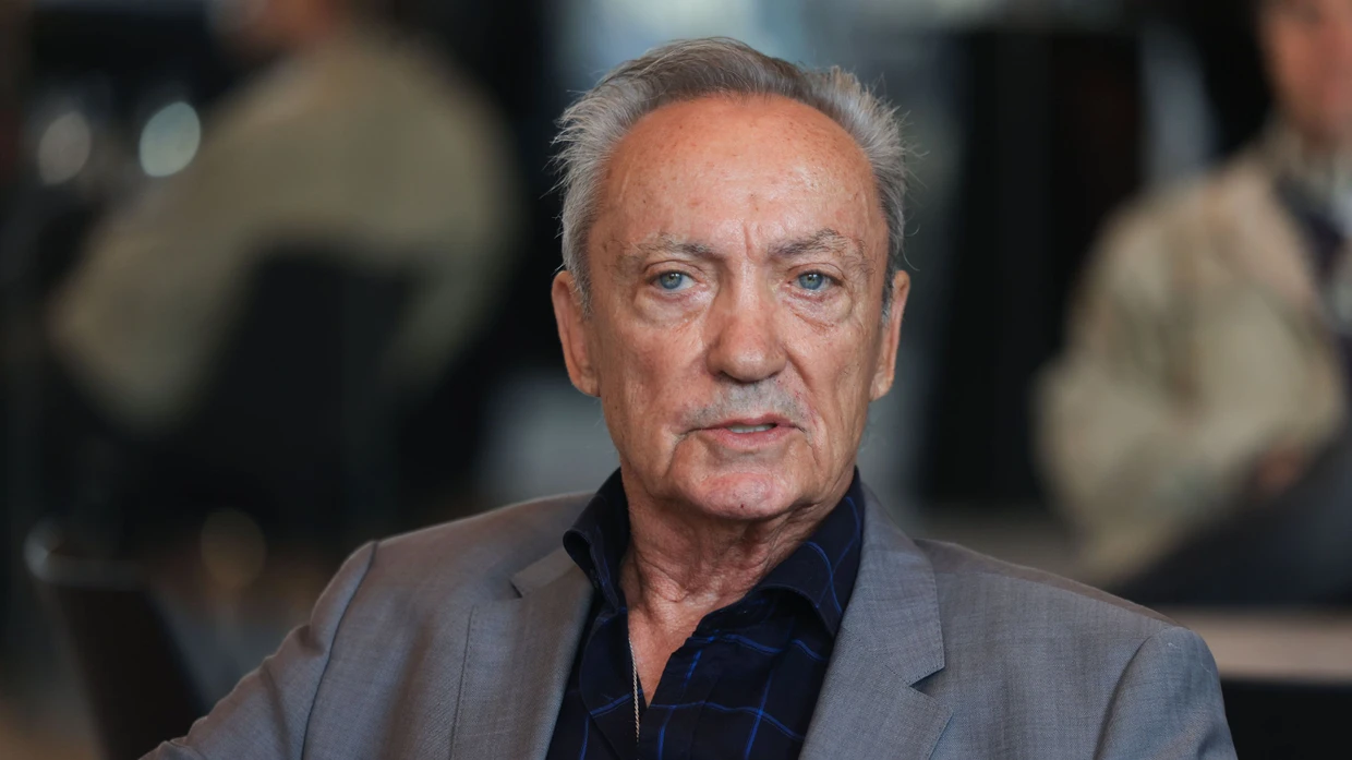 Udo Kier Ende 2024 in Köln.