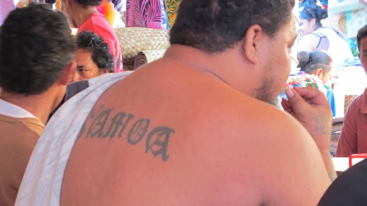 Dieser Mann wird wohl kaum günstig mit Air Samoa fliegen können