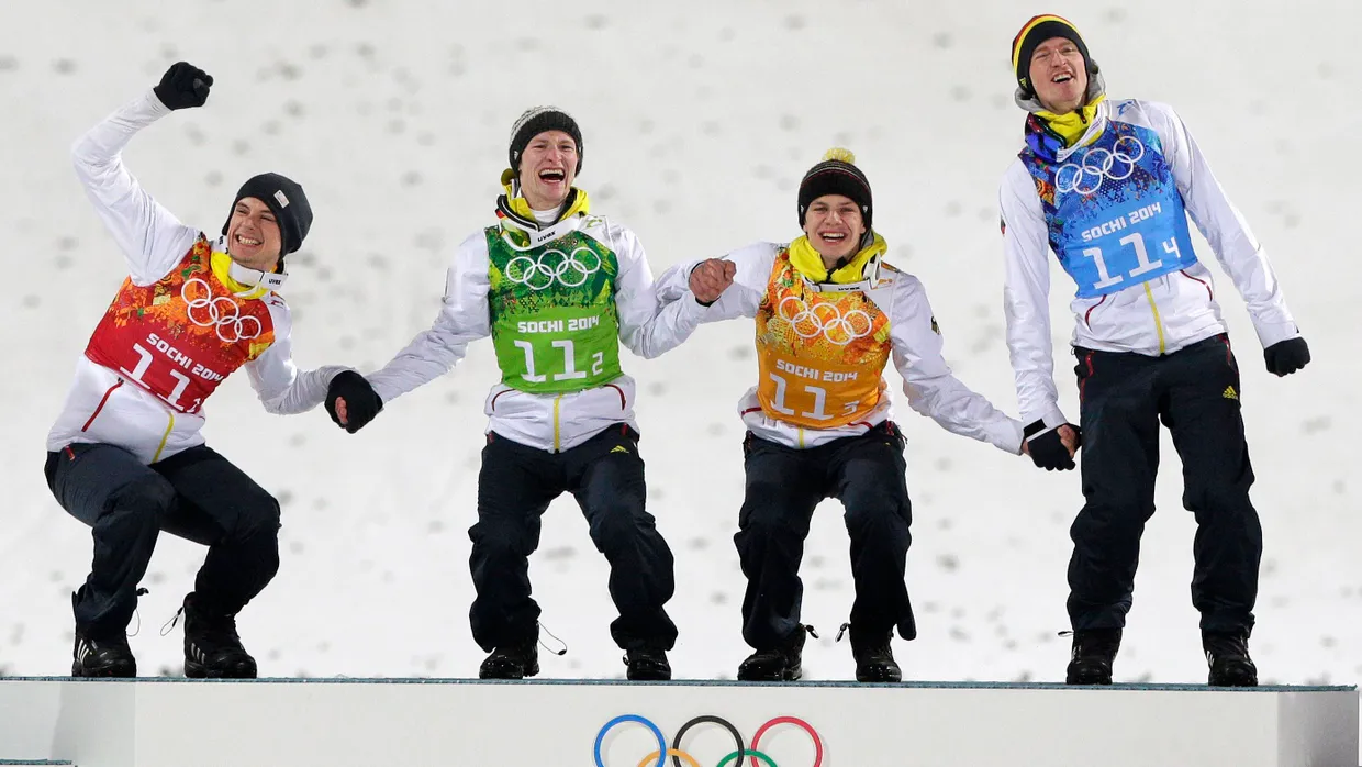 Vier Goldjungs: Andreas Wank, Marinus Kraus, Andreas Wellinger und Severin Freund (von links nach rechts)
