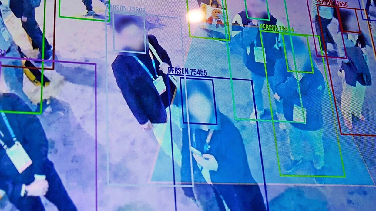 Firmen präsentieren bei der Consumer Electronics Show in Las Vegas die Möglichkeiten moderner Gesichtserkennung.