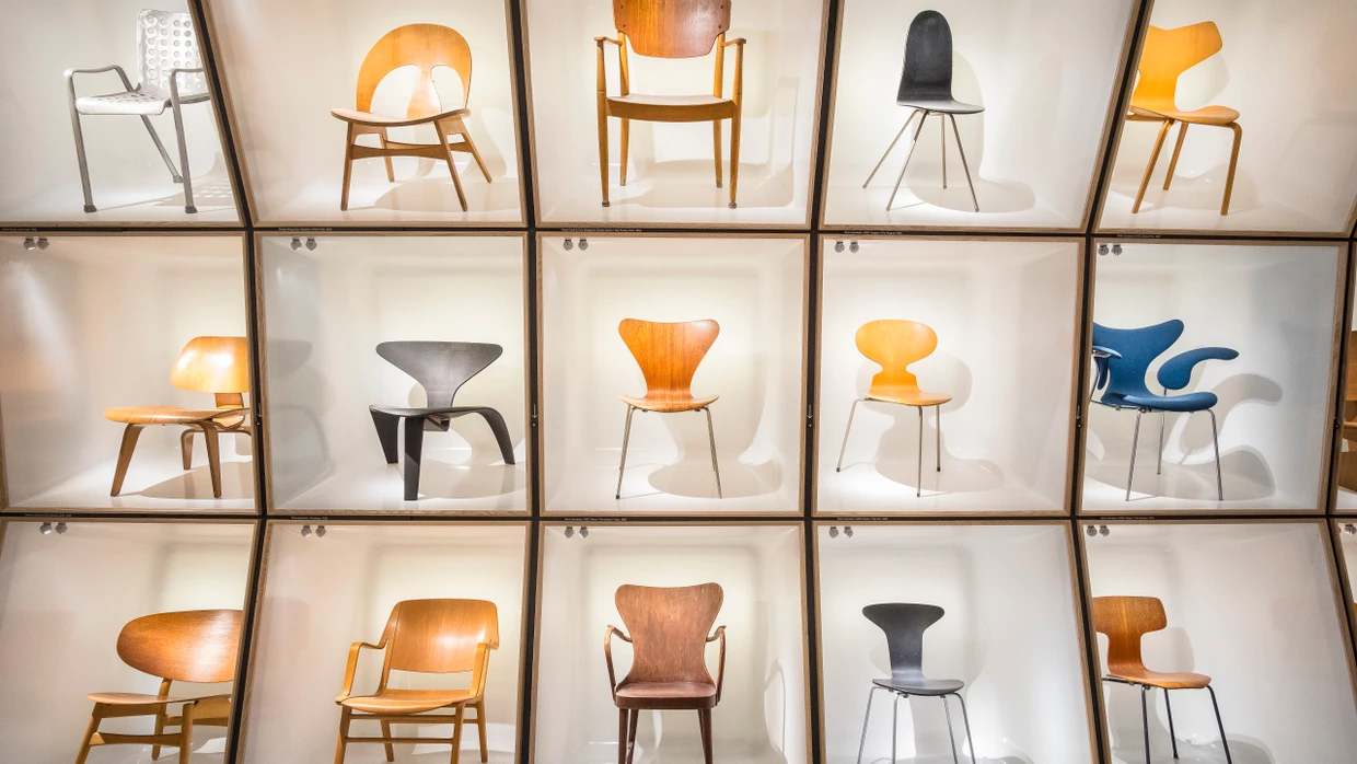Ob KI solche Stühle auch vorschlagen würde? Blick ins Designmuseum Dänemark