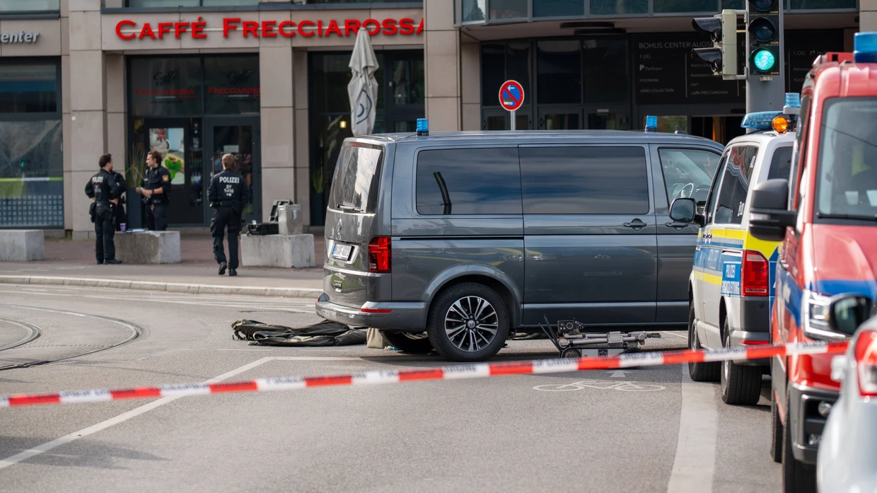 Am Augsburger Hauptbahnhof lief der Polizeieinsatz seit fünf Uhr am Morgen.