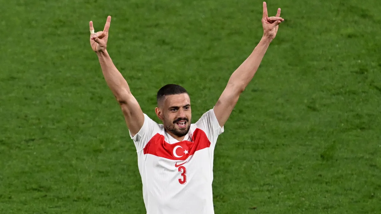 Merih Demiral beim EM-Spiel der Türkei gegen Österreich