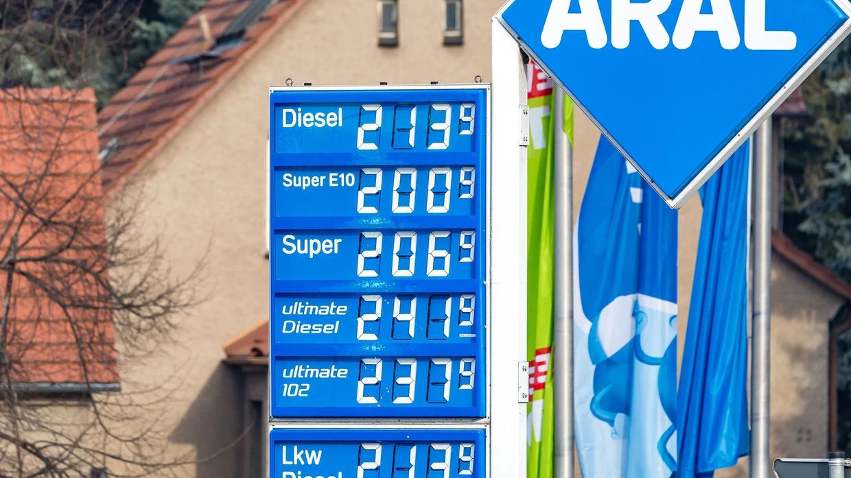 Schne Dieselpreise In Der Schweiz Bildnull