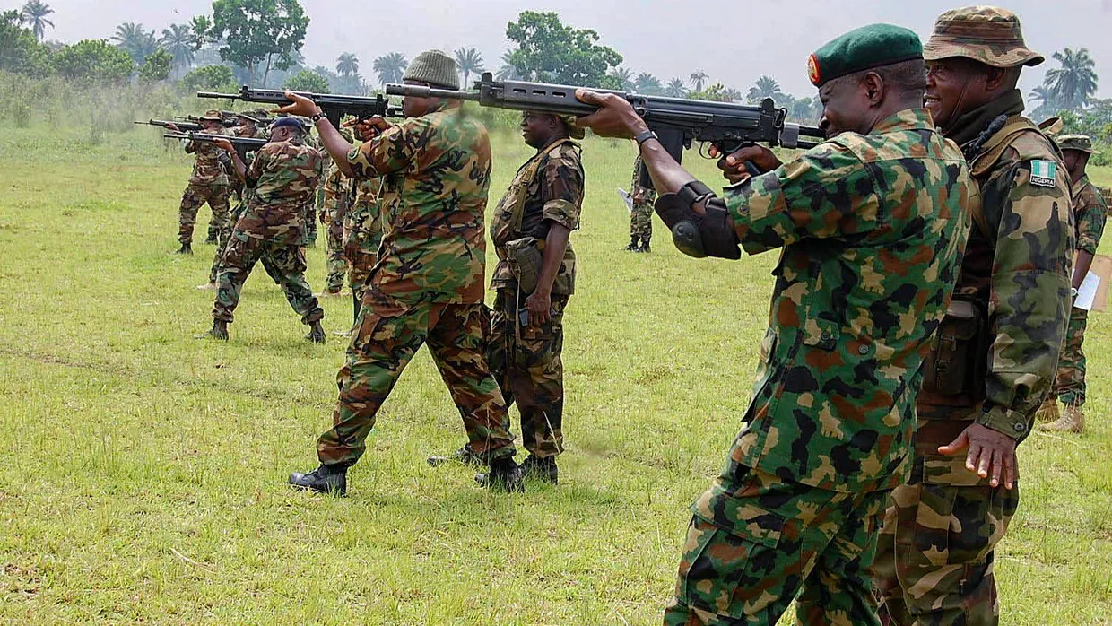 Schießübung: Nigerianische Soldaten am Mittwoch in Bauchi – die Armee ist inzwischen weiter vorgerückt.