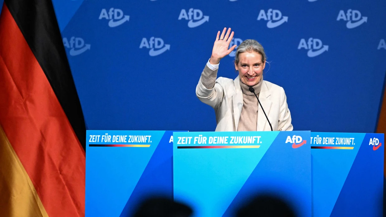 „Wenn die AfD keine Volkspartei ist, dann existiert in Deutschland gar keine Volkspartei mehr“, sagt Weidel