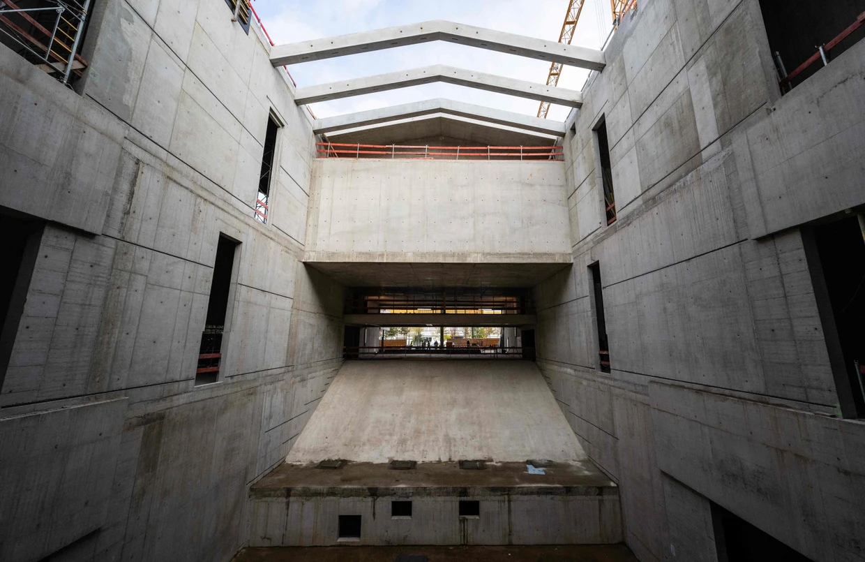 Die „Scheune“: Rohbau des Museums berlin modern am Berliner Kulturforum