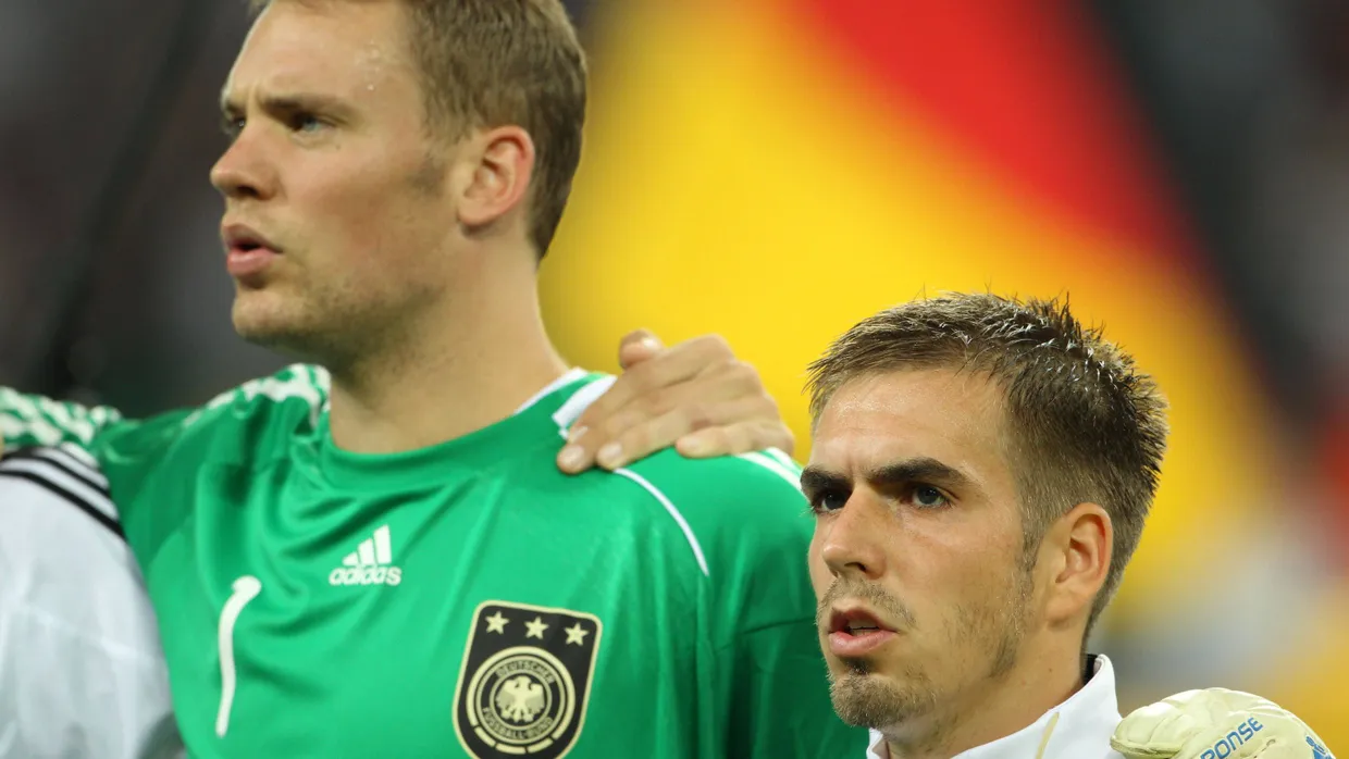 Torwart Manuel Neuer (links) und Kapitän Philipp Lahm fehlen im Test gegen Kamerun