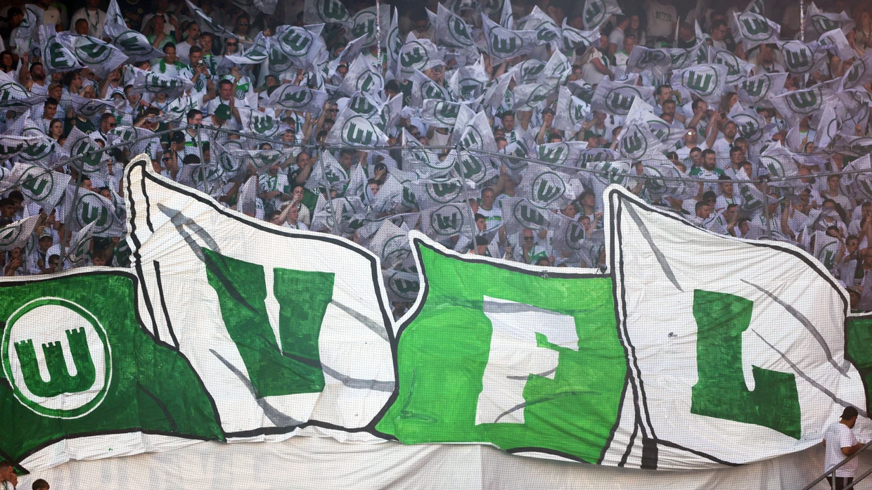 Leidgeplagt und trotzdem treu: Die Fans des VfL Wolfsburg hoffen auf eine erfolgreiche Saison.